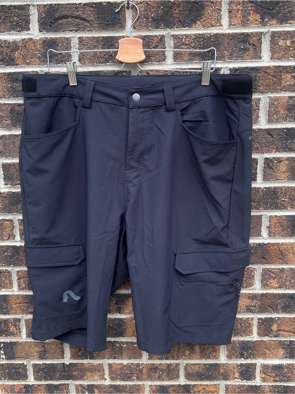 Flylow Men’s Black bike Cargo shorts